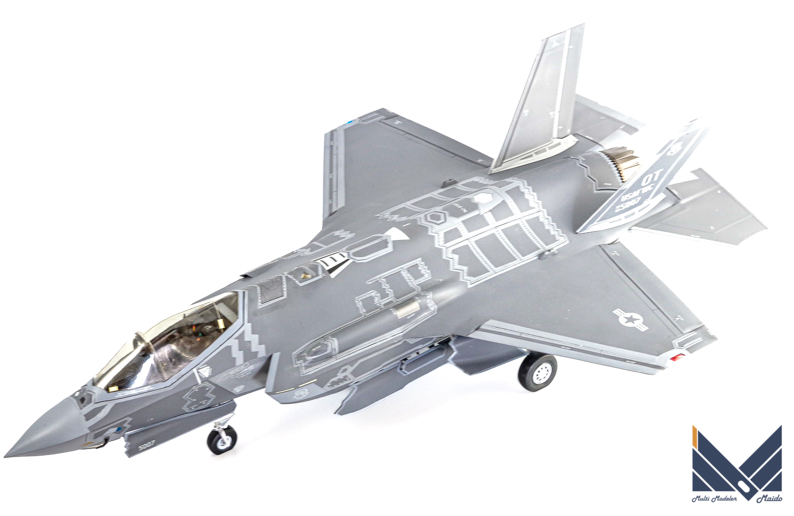 タミヤ 航空自衛隊 F-35A 1/32完成品 Amazon | タミヤ 1/32 スケール