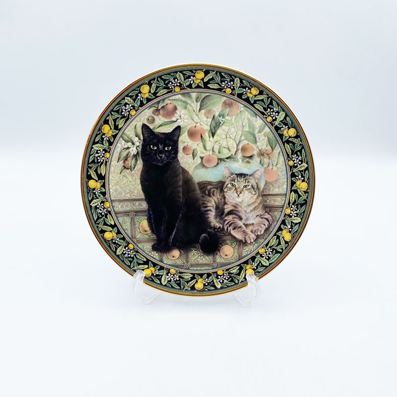 ロイヤルドルトン レズリー・アン・アイボリー猫の絵皿プレート CATS