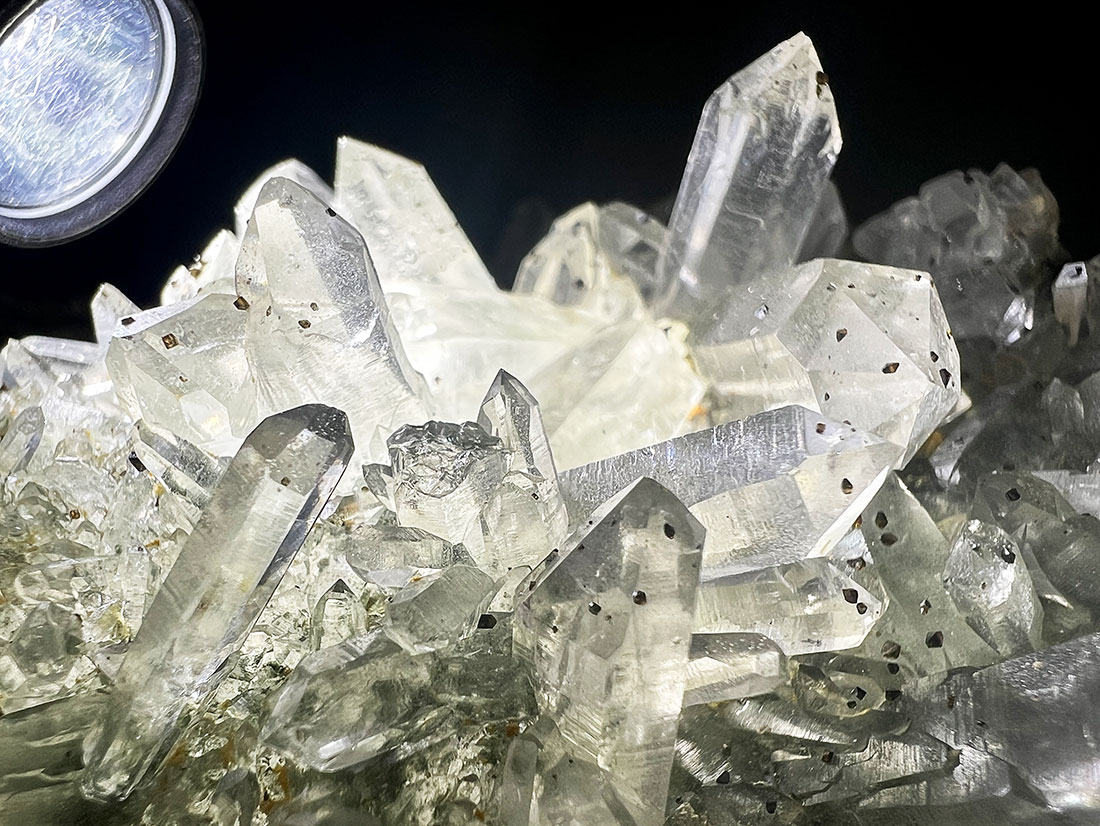 マニハール産ヒマラヤ水晶クラスター