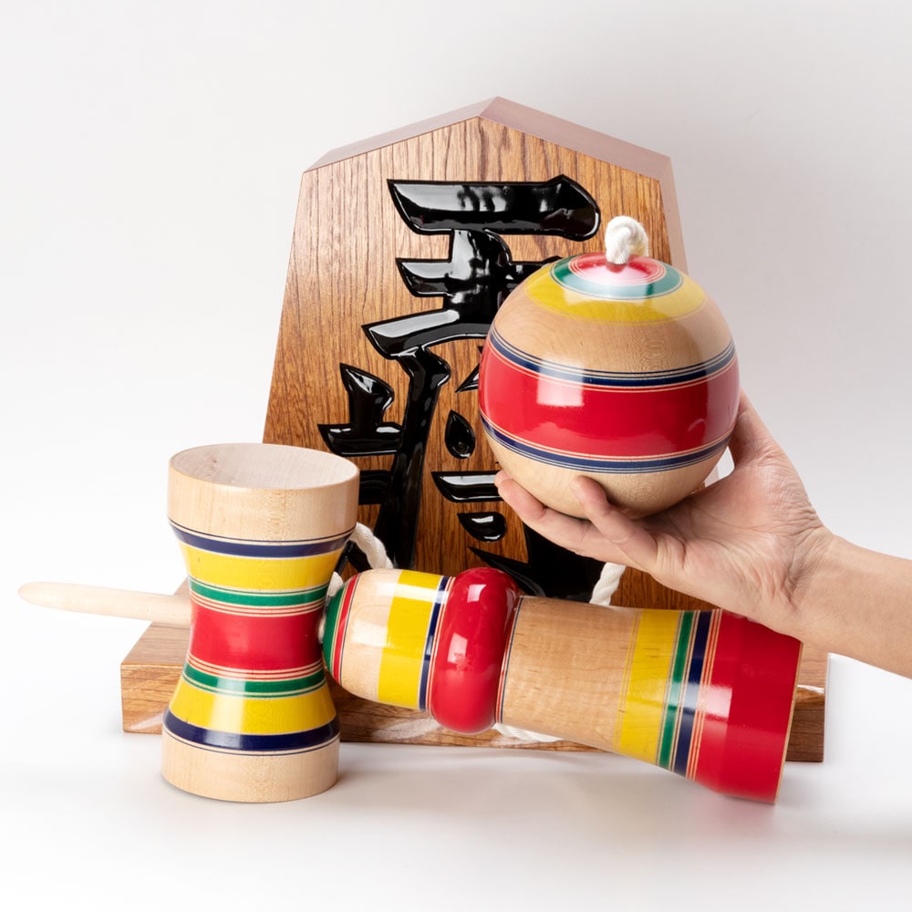 でかっ！ 王将飾り駒一尺サイズと巨大けん玉尺五サイズセット 山形県の