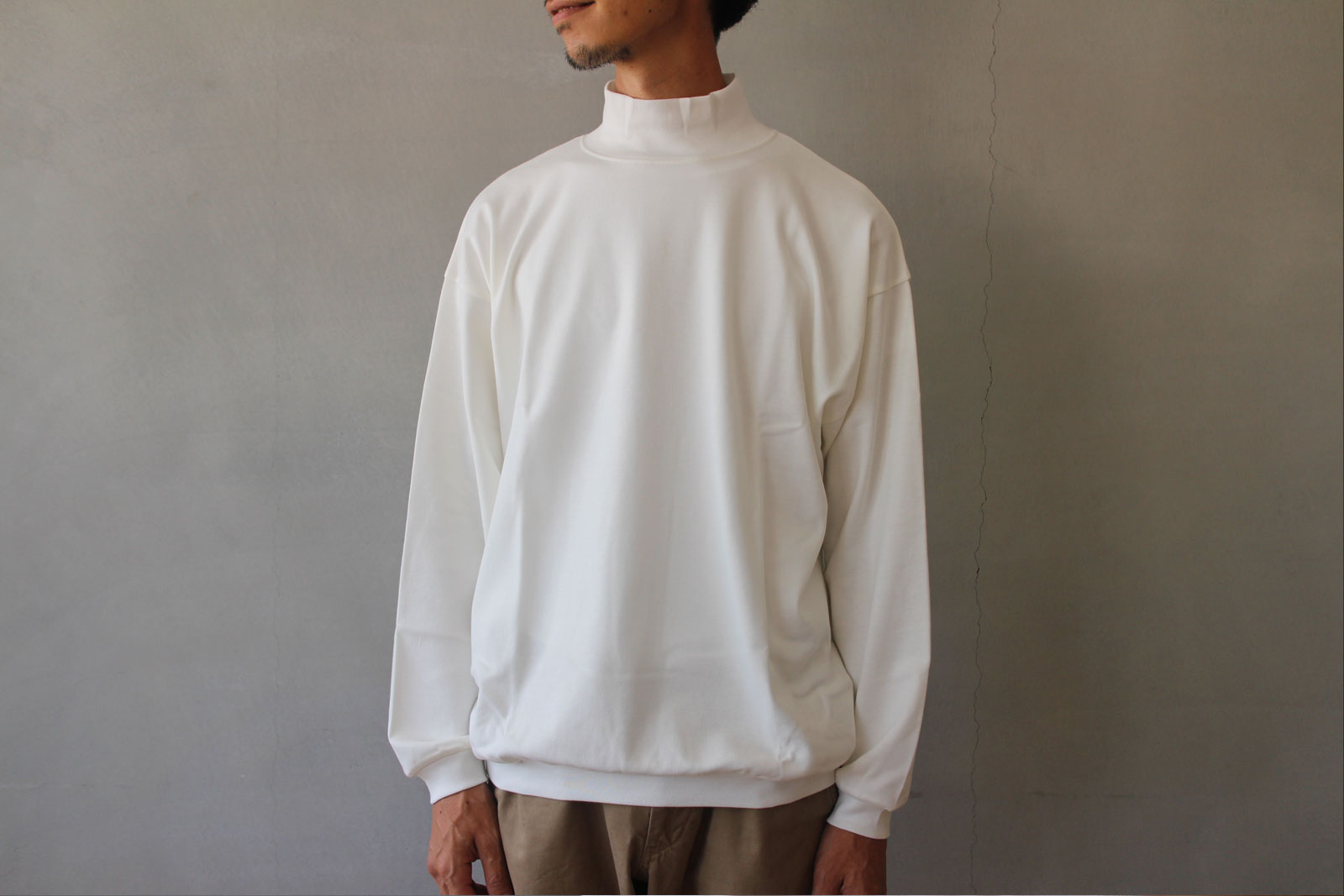 LOLO タートルネック 長袖 Tシャツ ホワイトL | zuiun onlineshop