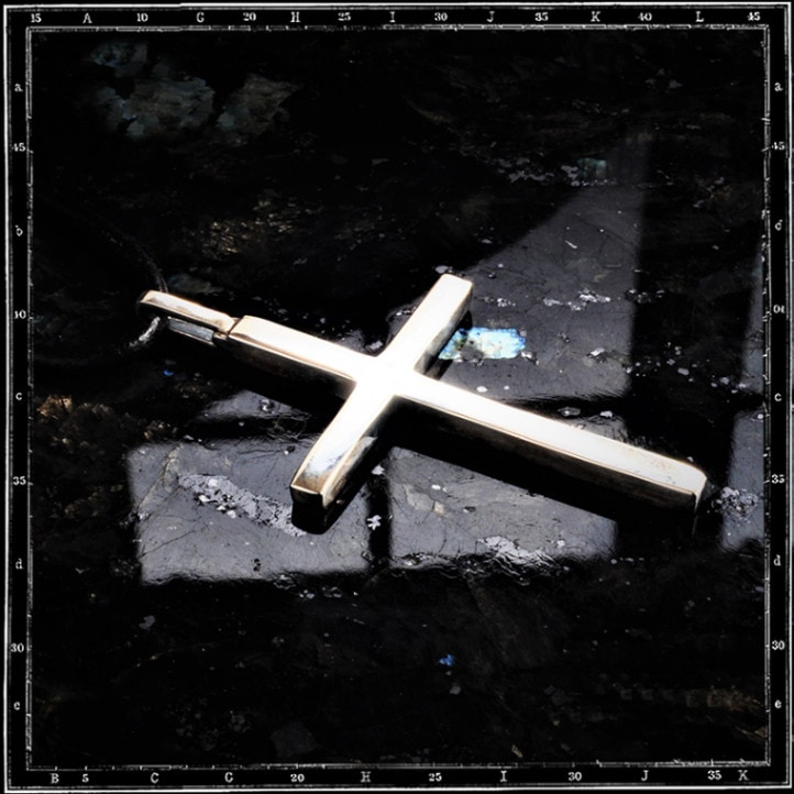 CROSS PENDANT - OZZY | クレイジーピッグ公式オンラインストア