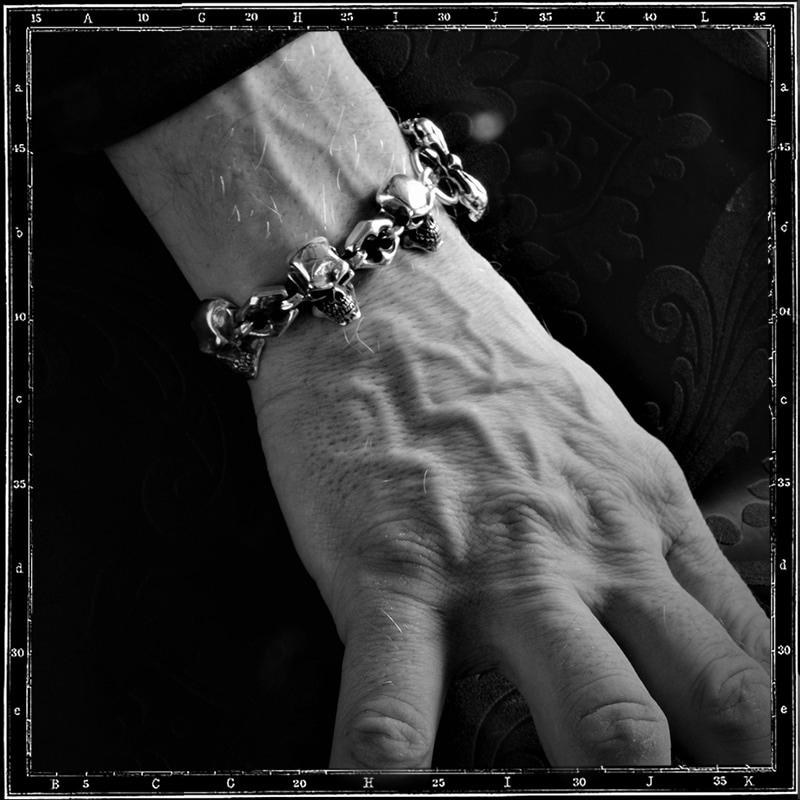 SKULL & LINK BRACELET | クレイジーピッグ公式オンラインストア
