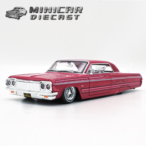1/26 箱入り ミニカー 1964 CHEVROLET IMPALA SS ピンク シボレー