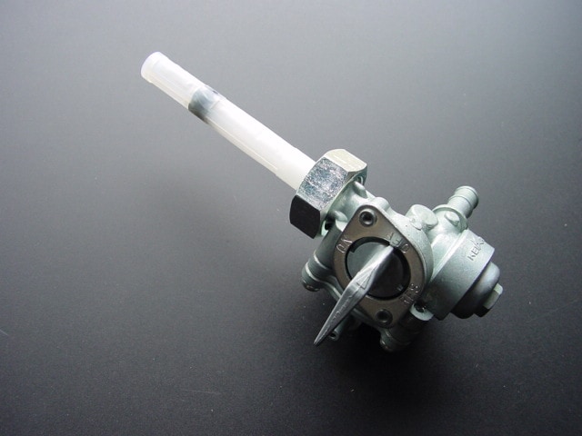 CBX400F 純正ガソリンコック | HONDA,CBX400F ('80～),外装 | 絶版