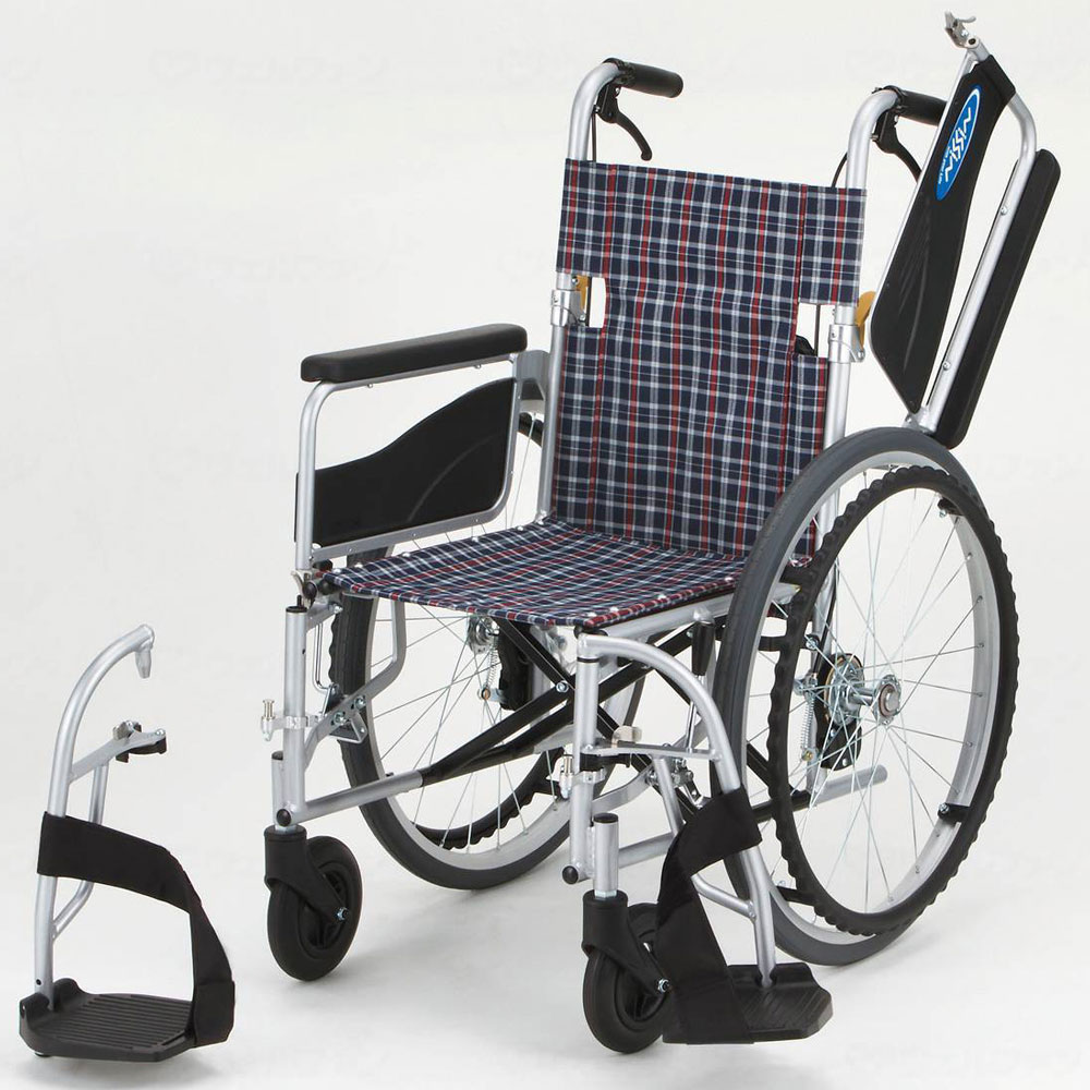 42cm幅 2月下旬以降出荷見込み】アルミ製スタンダード車いす NEO-1W