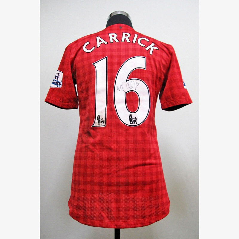 キャリック直筆サイン入り実使用マンチェスターU12/13ホーム