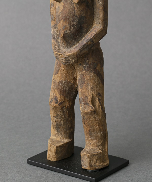 ブルキナファソ ロビ族 人形 台座付き｜KANKAN ONLINE SHOP【公式】