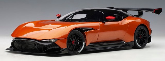 新品 70264 オートアート 1/18 アストンマーティン ヴァルカン