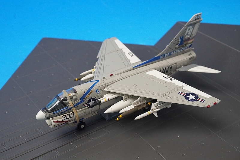 1/144 A-7E コルセアII アメリカ海軍 第82攻撃飛行隊 MARAUDERS