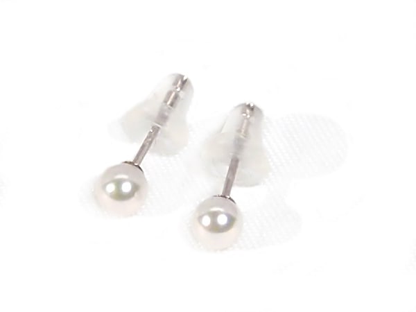 あこや真珠ピアス＜3.8mm＞スタッド・K14WG PE-7576 | 真珠ピアス,真珠