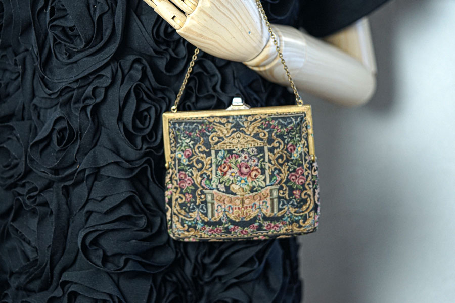 アンティークプチポワンバッグW13.5×H14cm gb-336の通販｜こよなく