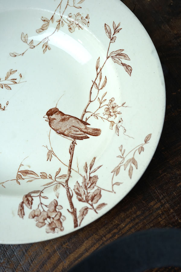 アンティーク ショワジールロワChoisy le Roi Takouの小鳥の深皿W24.5