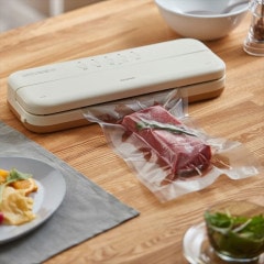 アイリスオーヤマ】真空パック機 コードレスタイプ VPF-C50 アイボリー