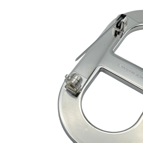 エルメス シェーヌ・ダンクル ブローチ エタン ヴォーエプソン/メタル