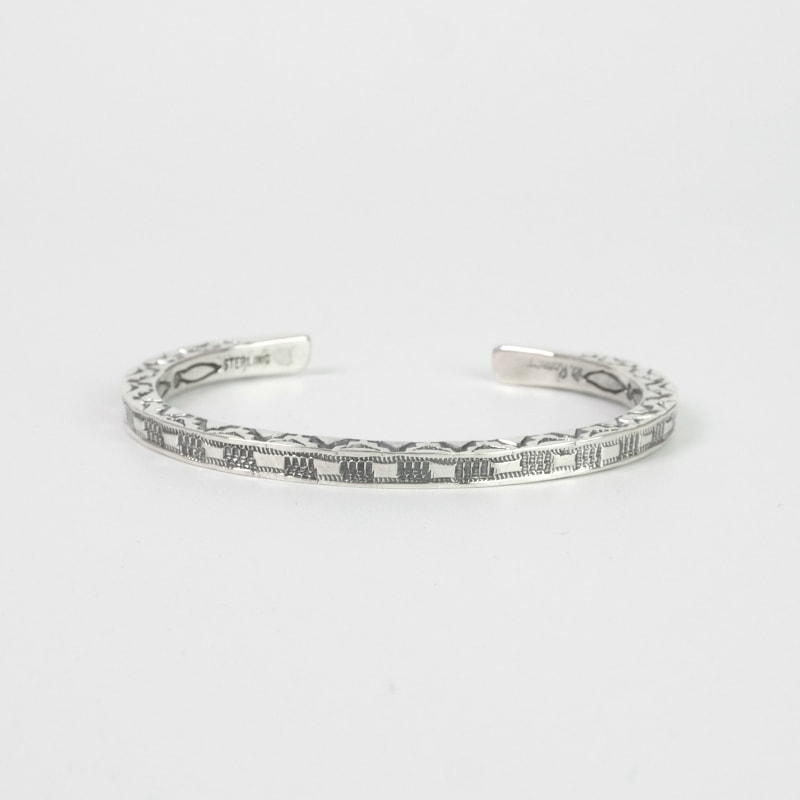 135mm ジェネバラモーン スクエア 4面スタンプバングル｜マライカ公式通販