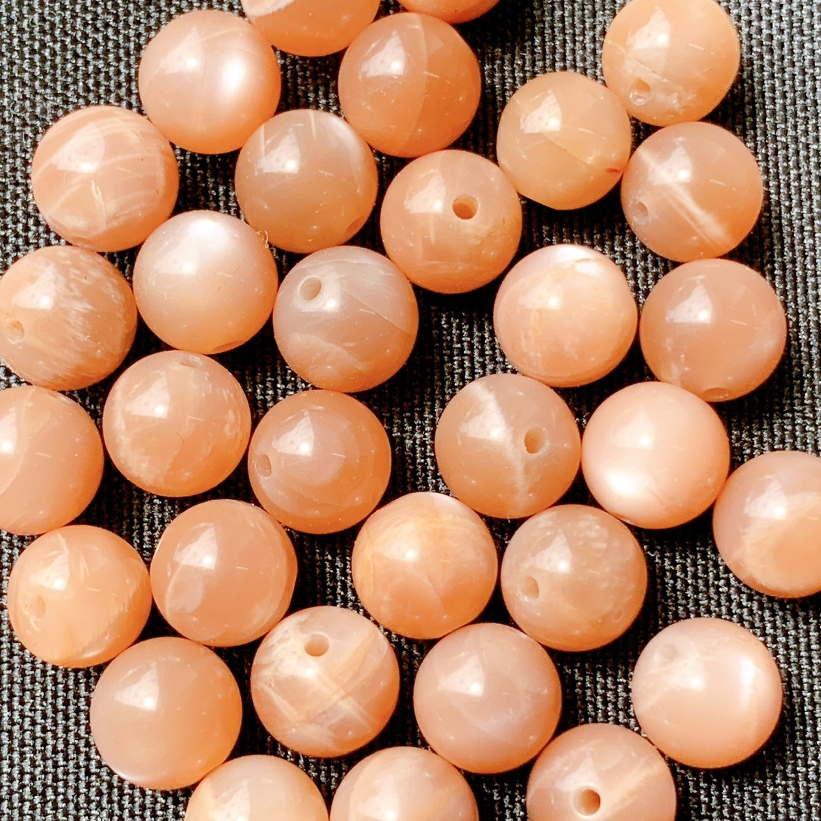 118B]オレンジムーンストーン(8mm) | ビーズ | Crystals by Purely