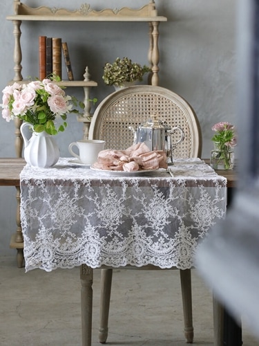 イタリアFiorira un Giardino テーブルビニールクロスホワイト