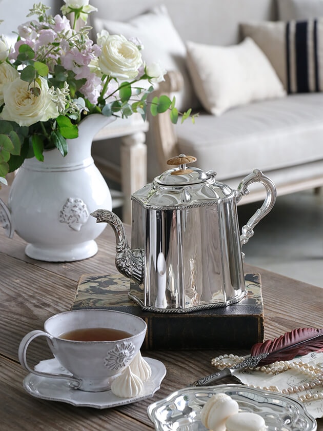 Royal Familyシルバーティーポット - サラグレース