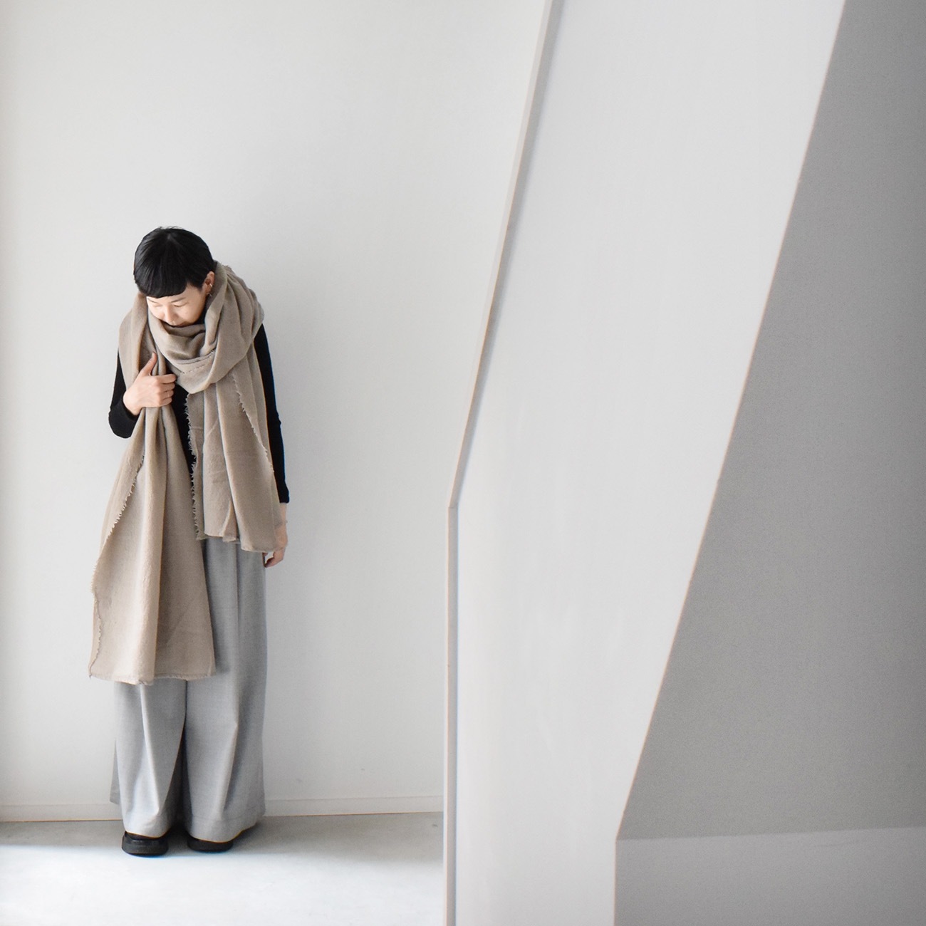 超ロングストール（ウール）：グレージュ | マフラー・ストール | skep