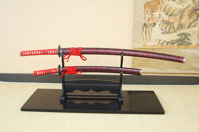 l*a様 美品 模造刀2本&刀置きセット l*a様 美品 模造刀2本&刀置き