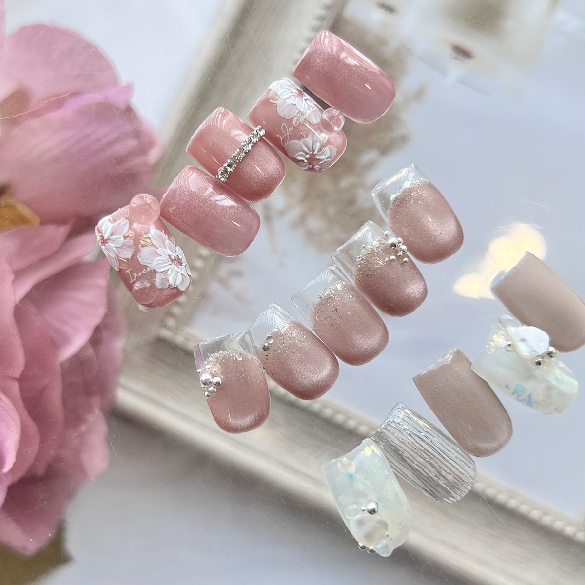 エラバイシャイニージェル シルキーマグ MG12 5gカラージェル[UV/LED