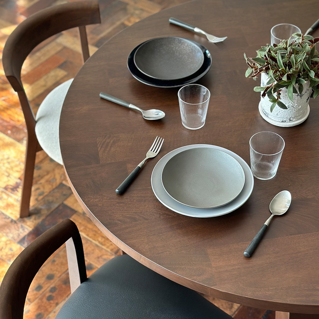 サークル ダイニングテーブル 112 ブラウン PURO ｜source公式