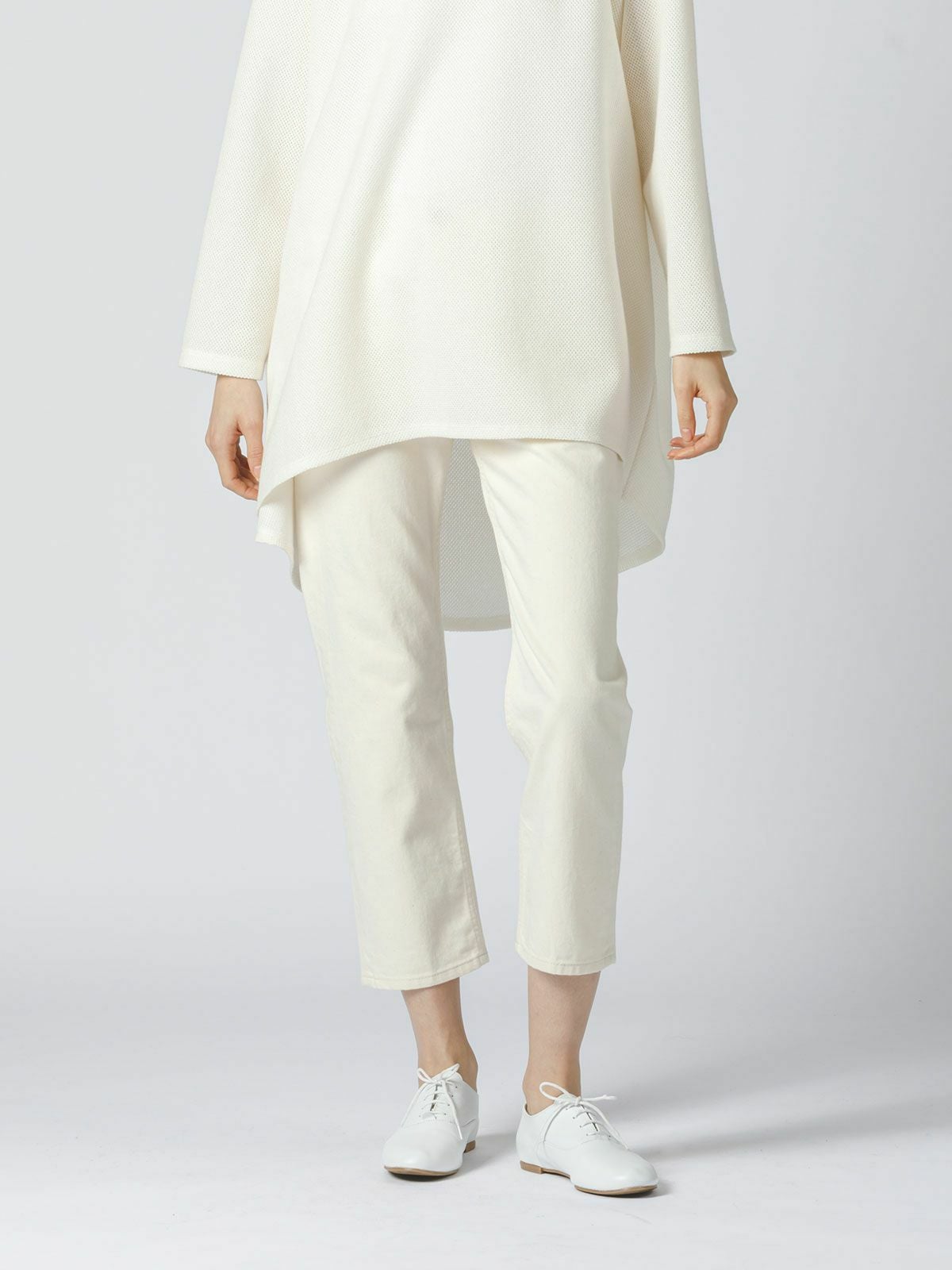 mizuiro ind 8分丈ホワイトデニム｜ MARcourt ONLINE STORE