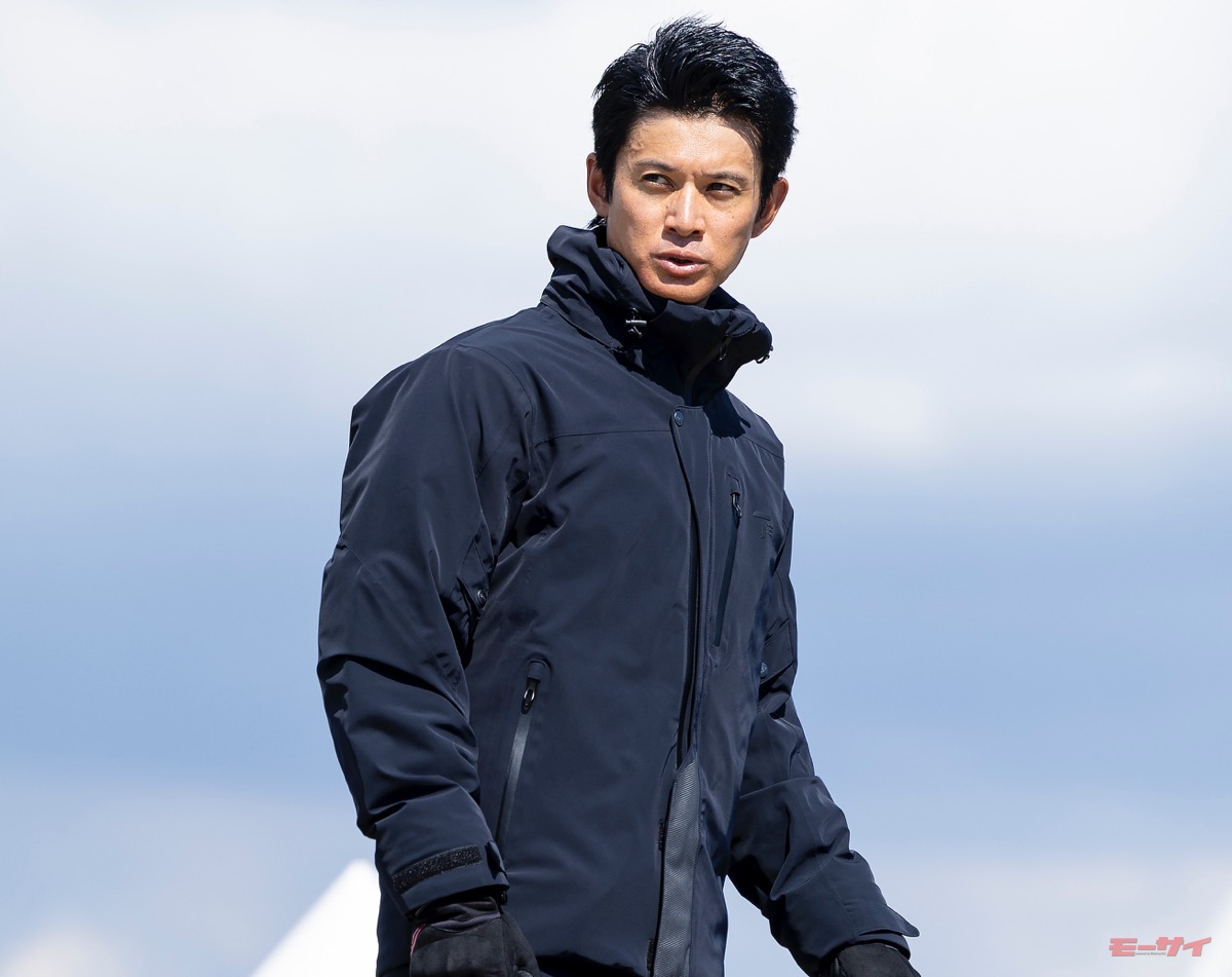 最先端素材で驚きの暖かさと軽さを実現した防水透湿ジャケット！ 南海