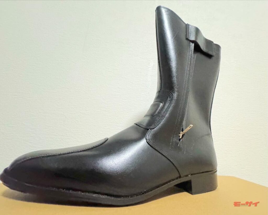 元白バイ隊員が教える、おすすめアイテム】実は一般購入可能！白バイ