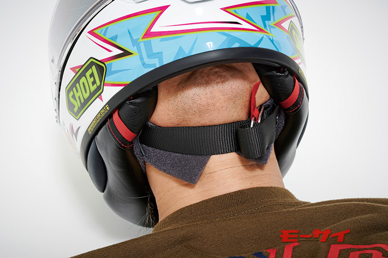 シーズン到来！ツーリング快適アイテム最新版】SHOEI Z-8 MURAL