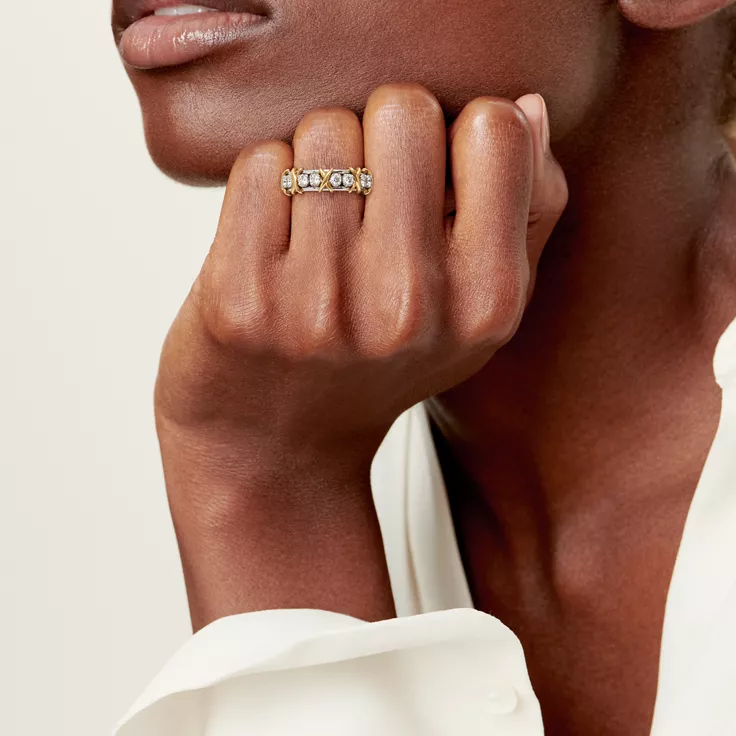 Sixteen Stone by Tiffany:Ring in Platinum and Yellow Gold with