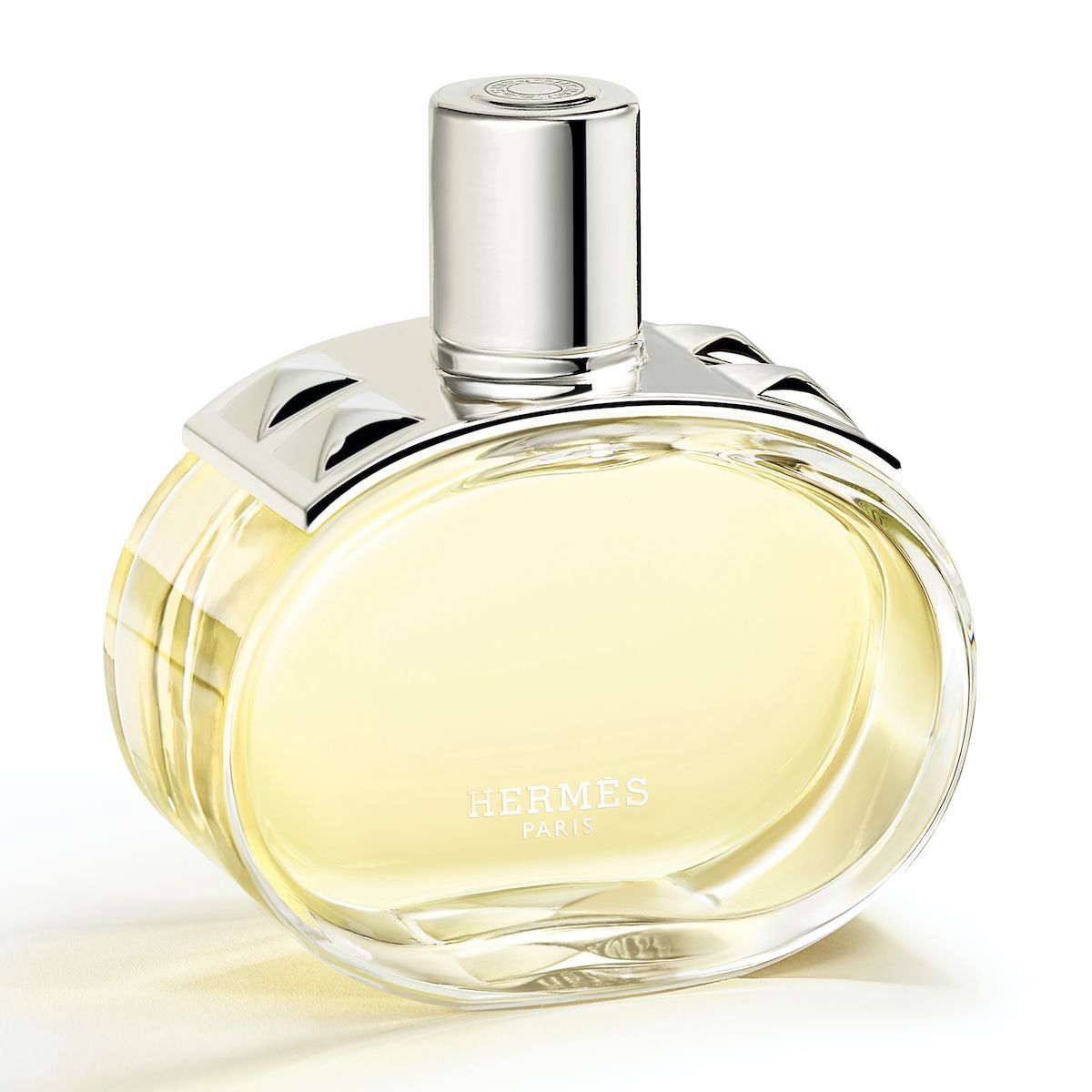 エルメス初のシプレ系フレグランス「バレニア」がデビュー | Vogue Japan