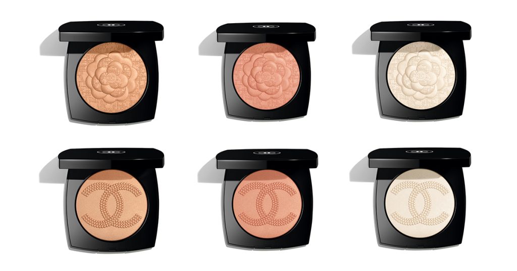 シャネル」がメゾンを象徴する“カメリア”などを施したフェイスパウダー