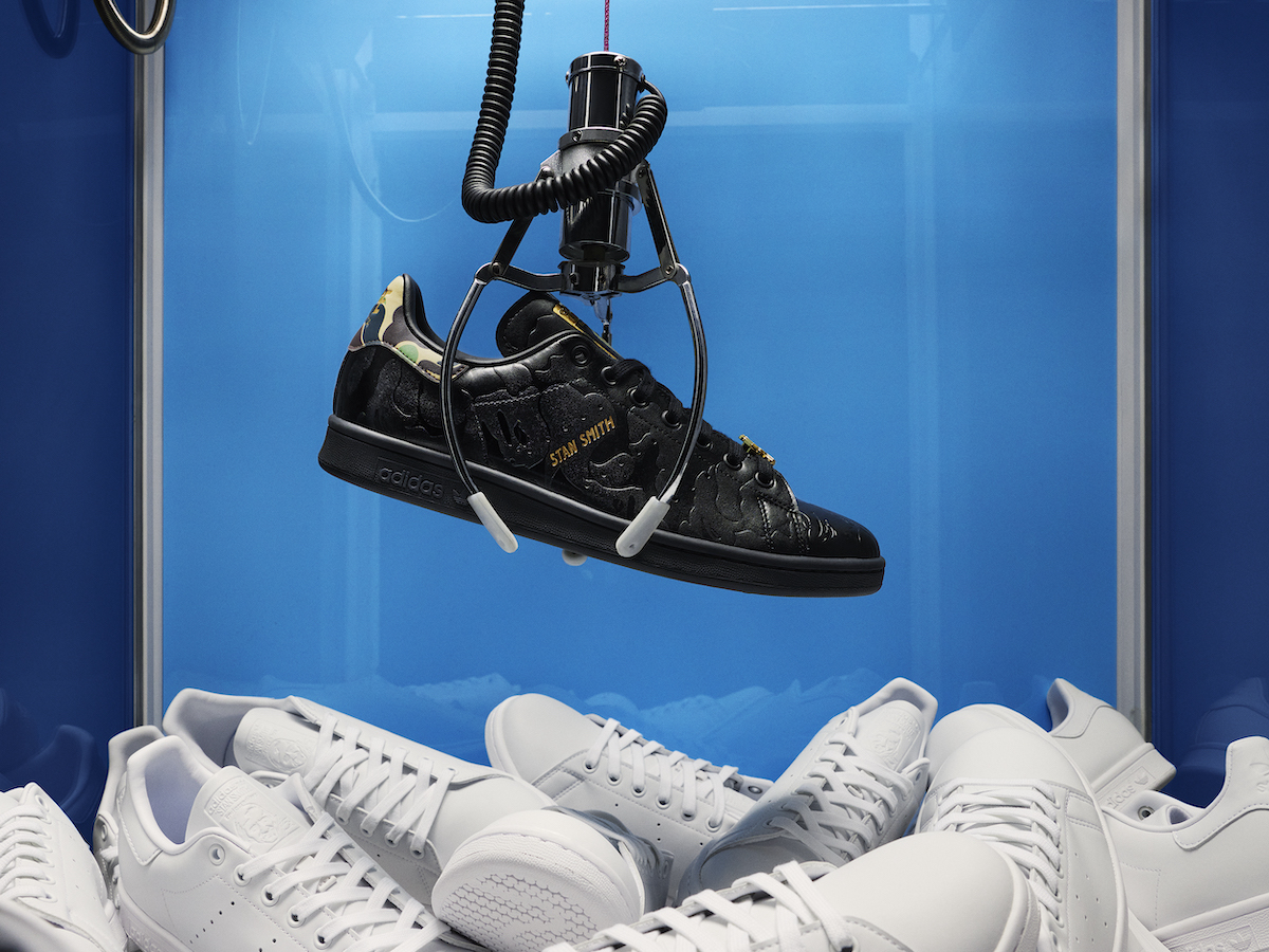 アディダス オリジナルス」×「ア ベイシング エイプ®」の“スタンスミス