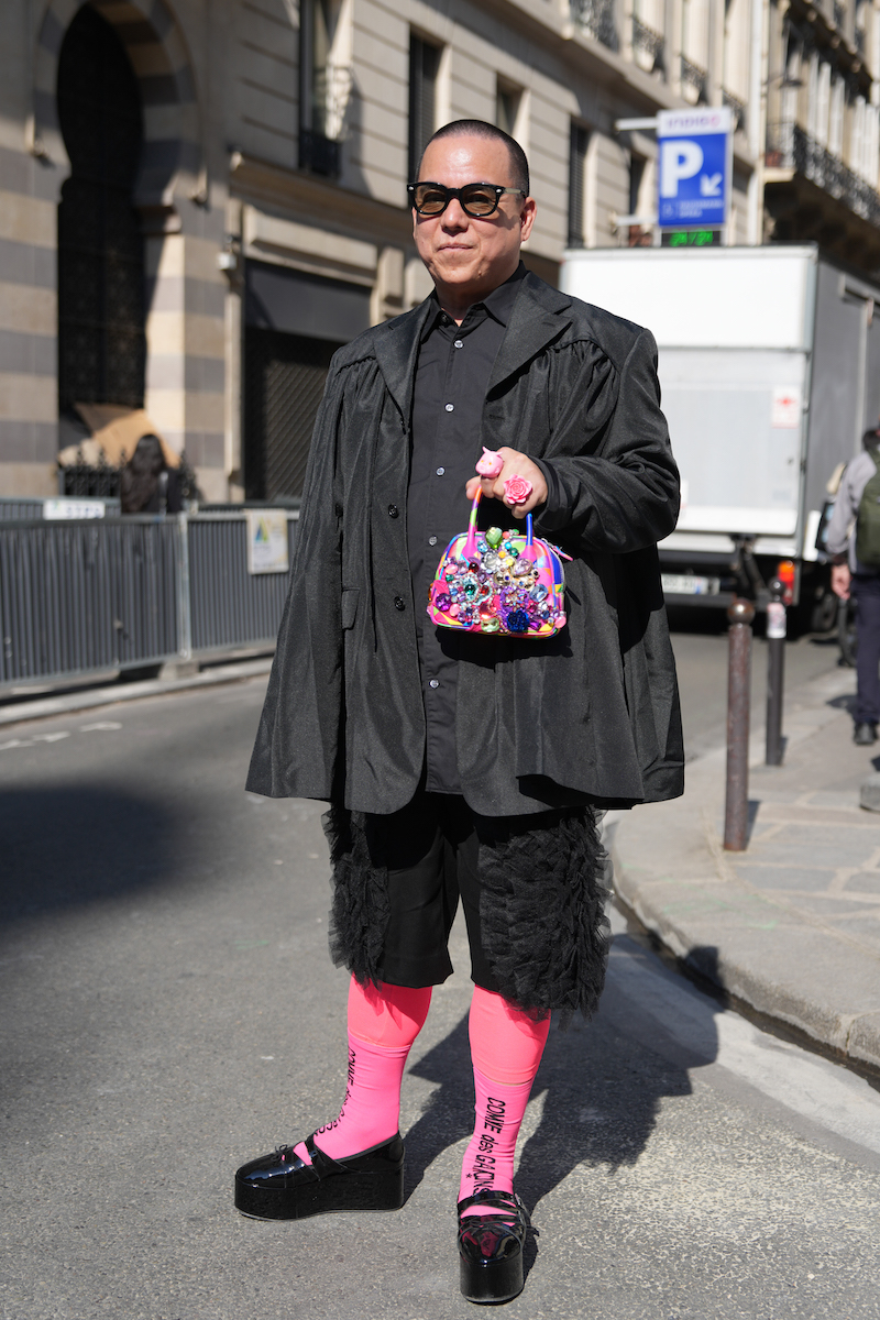 スナップ】白で攻める「コム デ ギャルソン・オム プリュス」来場者