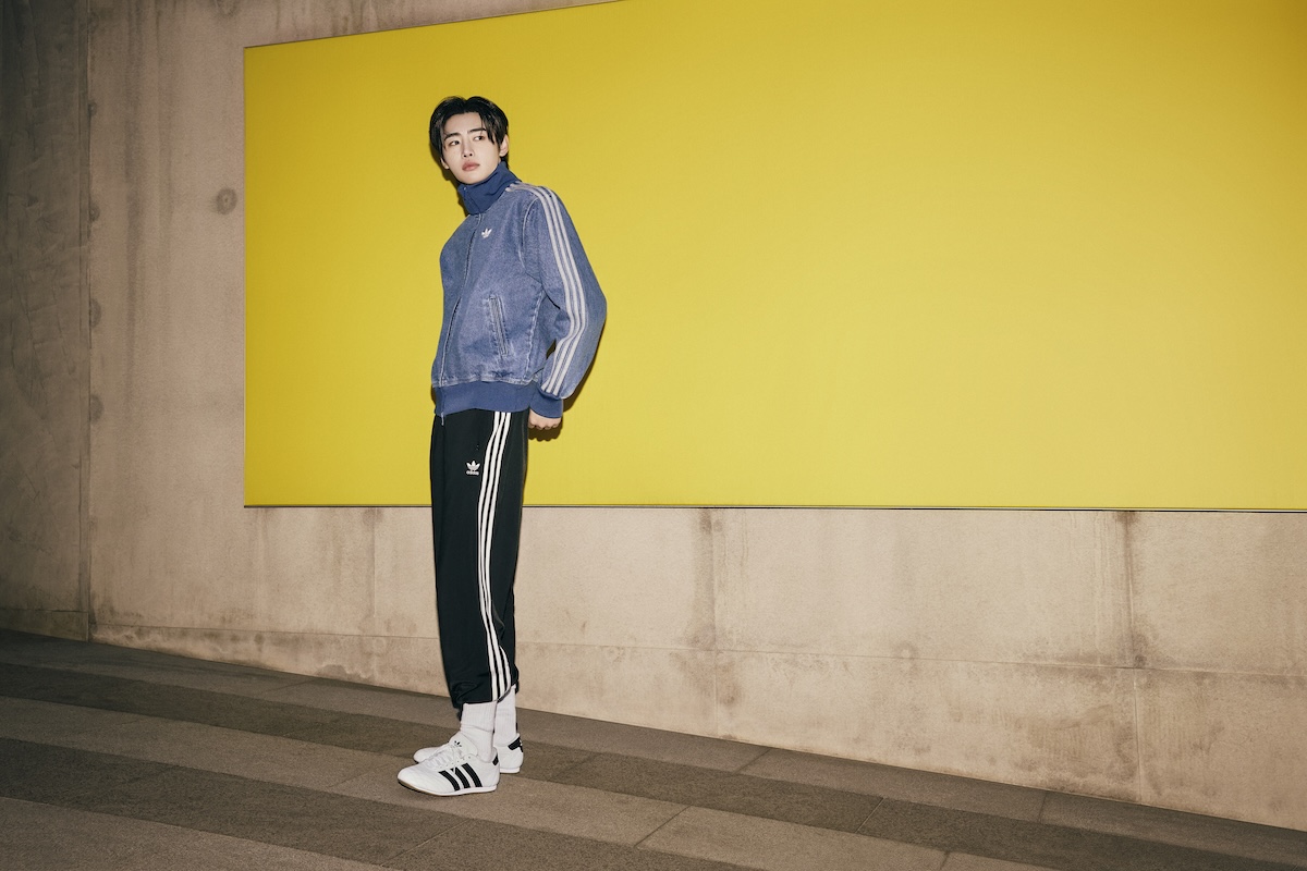 ENHYPENソンフンが華麗に着こなす「アディダス オリジナルス」の新