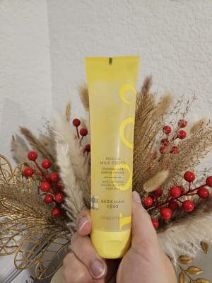 Beekman 1802 - 5.0 oz Micellar Milk Froth Cleansing Gel & Makeup