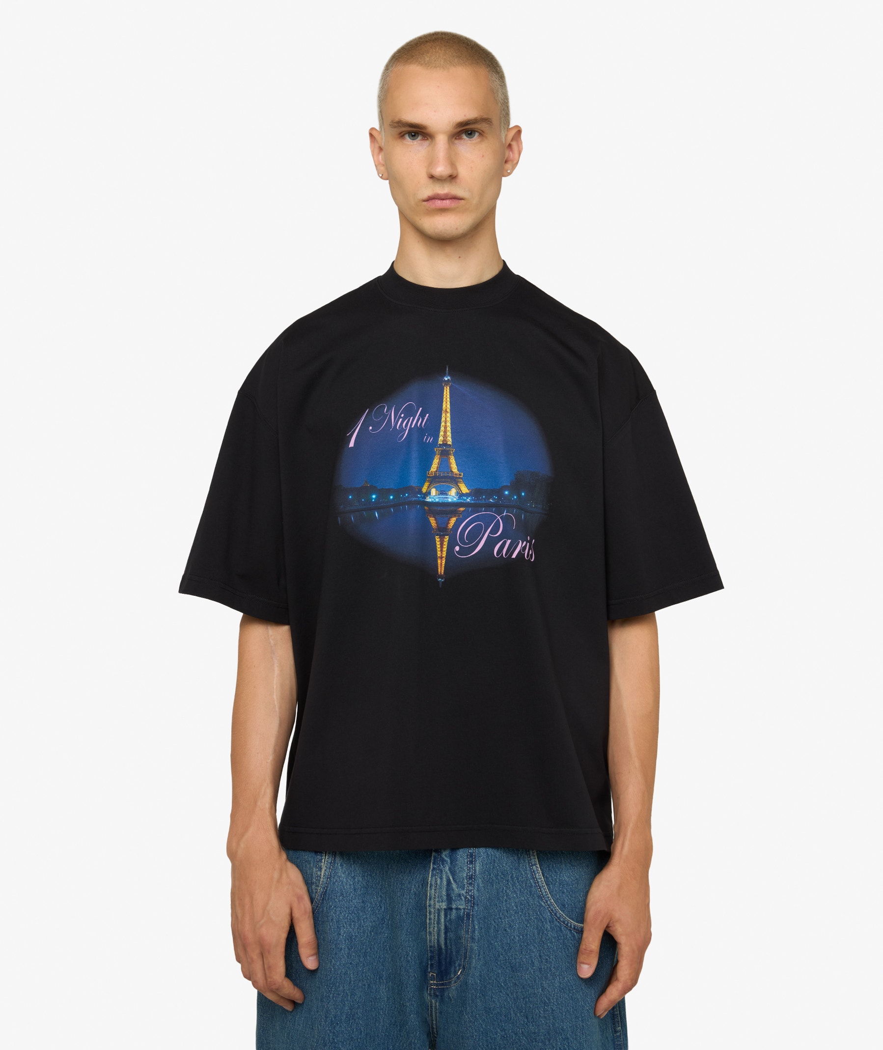 VETEMENTS Night In Paris Oversized T-Shirt | UH76TR410B | SVD USA