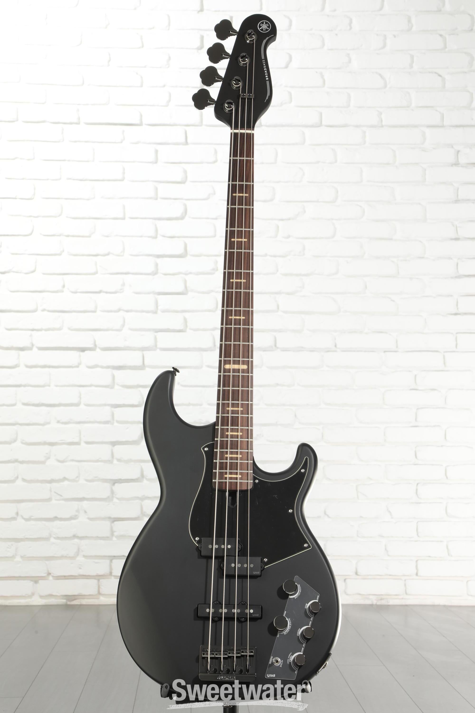 Yamaha BB734A 4-string Bass Guitar - Translucent Matte Black