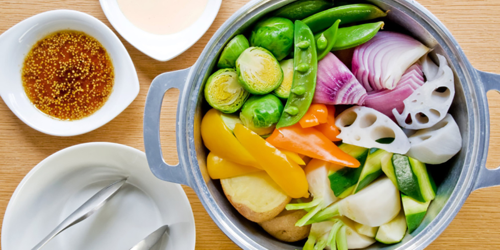 ひとつで8役、水を使わない無水鍋 | D&DEPARTMENT