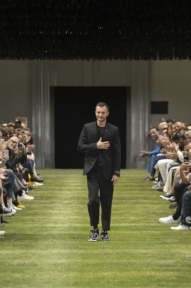 クリス・ヴァン・アッシュが「ディオール オム」を去る キム