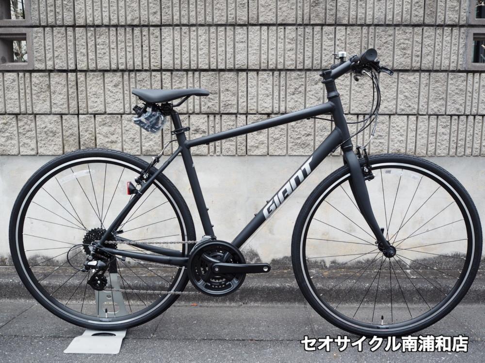2025年モデル ジャイアント / エスケープR3 マットブラック | セオ