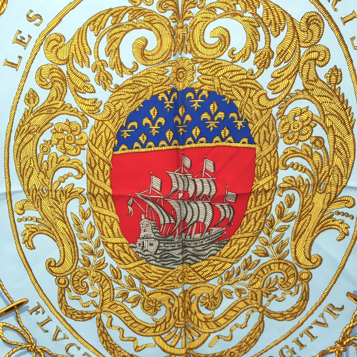 HERMES カレ90 シルク100% 王家柄 紋章柄 家紋柄