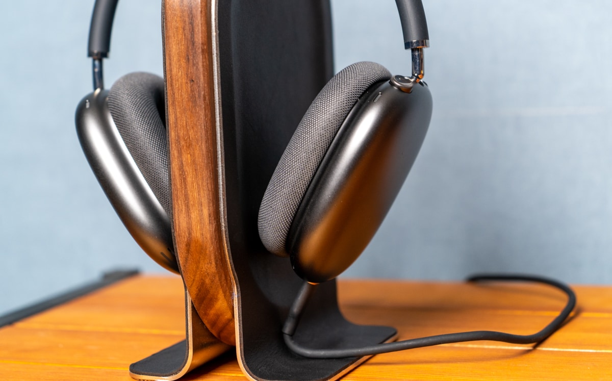 Grovemade Wood Headphone Stand レビュー：AirPods Maxに最適すぎる