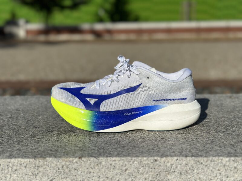 軽いだけじゃない」スピードを求めるランナーに最適な、ミズノの