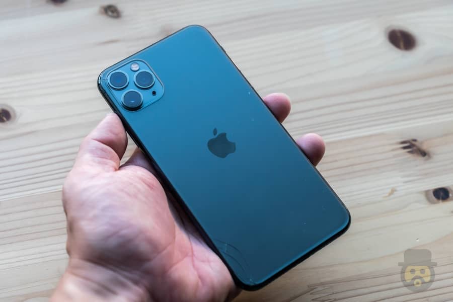 iPhone 11 Pro Max、コンクリ落下で遂にガラス割れ！耐久性の過信は
