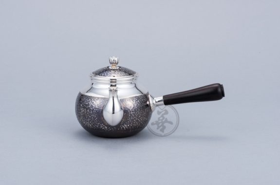 純銀 急須 槌目 | 森銀器製作所