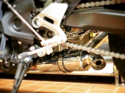 YAMAHA MT-09/XSR900 Ω-nspマフラー | カスタムバイクショップMOTO