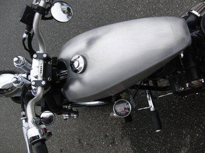 CCW Heist250 ボルトオンアルミタンク | カスタムバイクショップMOTO